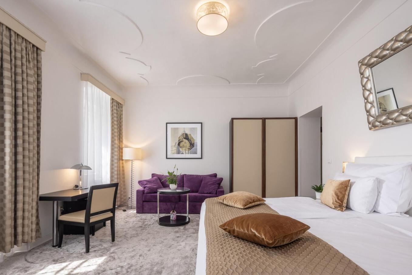 Bellevue Hotel Чеський Крумлов Екстер'єр фото